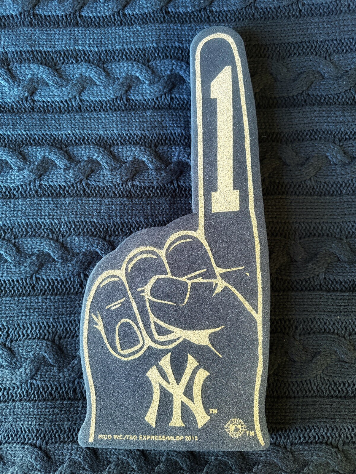 Vintage New York Yankees 18.5