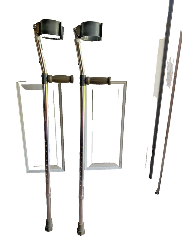 Medline Forearm Crutches, Youth, MDS805162