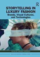 Amanda Sikarskie | Storytelling In Luxury Fashion | Taschenbuch | Englisch