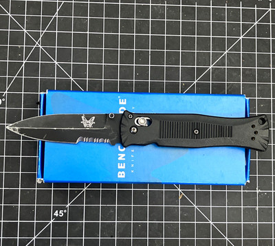 Rare discontinued Benchmade   530SBK Pardue Black Handle AXIS Lock Combo Edge