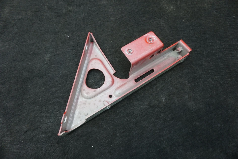 Set Front Left Right Fender Lower Mount 83960211 Ferrari California 2012-14 - Image 4 of 4