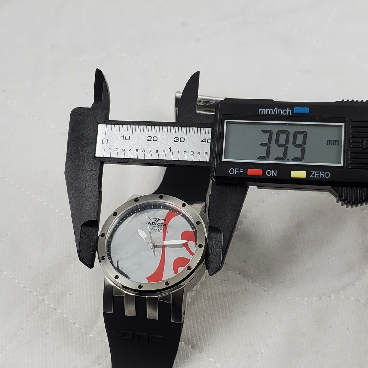FIRM PRICE - Invicta Swiss Coke Recycle Art watch Invicta COKE Bezel 1953, Fantastic Addition to Pro Diver  main image 3