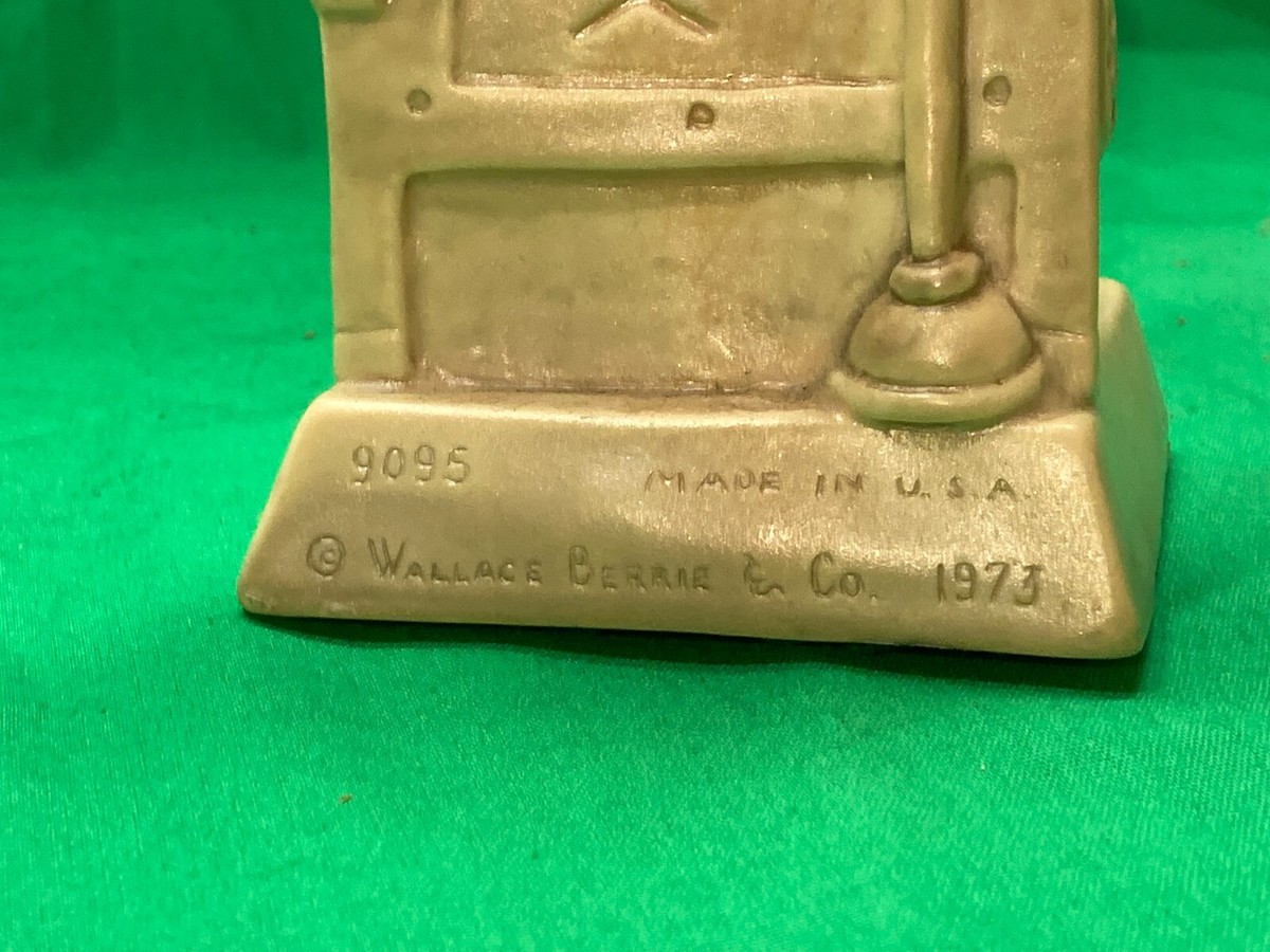 73 Wallace Berrie & Co Resin Figurine 7