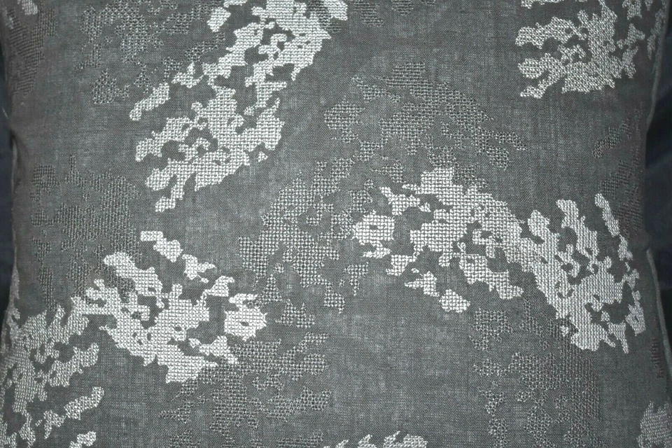 Sferra Gray Silver Throw Pillow Decorative 100% Linen  Feather Insert 20"x20"NEW - Image 2 of 4