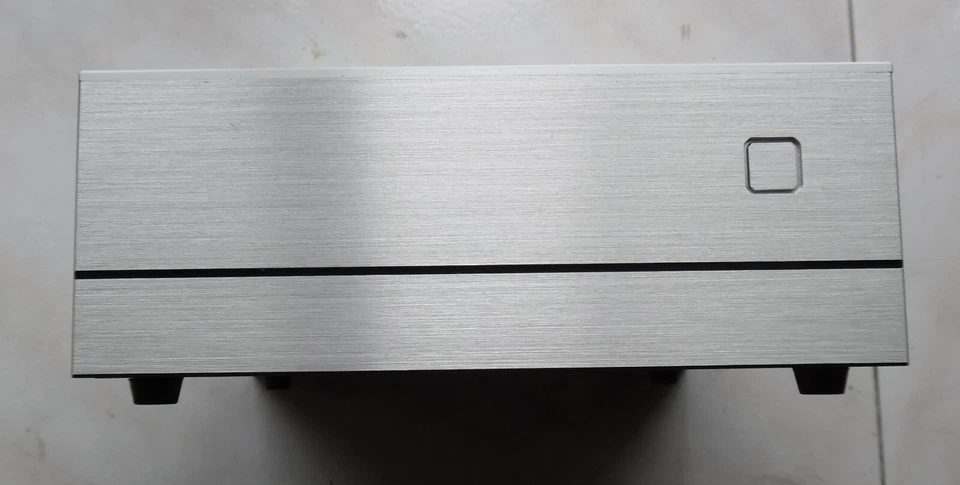 Goodisory A01 case computer desktop Mini-ITX aluminum Sliver - Immagine 2 di 4