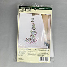 Stitchers Gallery Stamped Pillowcases Embroidery Kit Blue Violet Bouquet NOS