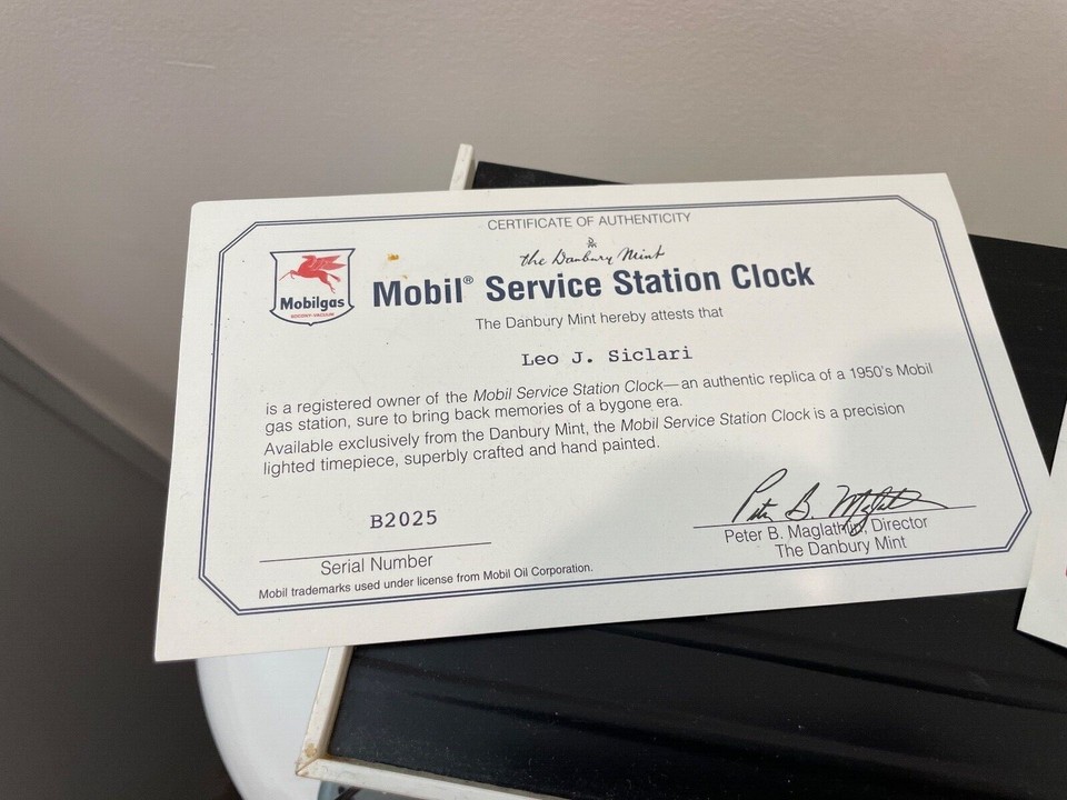 DANBURY MINT VINTAGE MOBIL GAS STATION w/ Certificate FITS LIONEL 0/027
