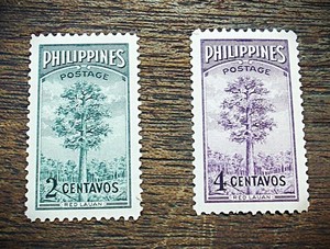 JLeBeau555 Philippines 540 & 541 Mint Hinged