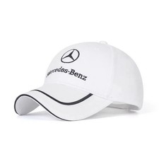 Gorra blanca ajustable MERCEDES-BENZ con logo negro bordado