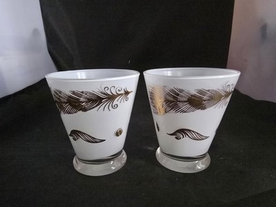 Lot Of 2 Vintage Mid Century Fred Press White & Gold Feathers Shot Glasses