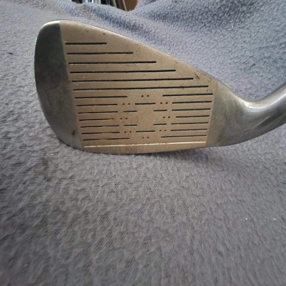 SQUARE TWO LPGA LIGHT & EASY OVERSIZE #4 IRON - Image 3 of 4