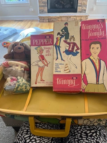 tammy doll ideal, her little sister Pepper ,Ted.original boxes and extra clothes