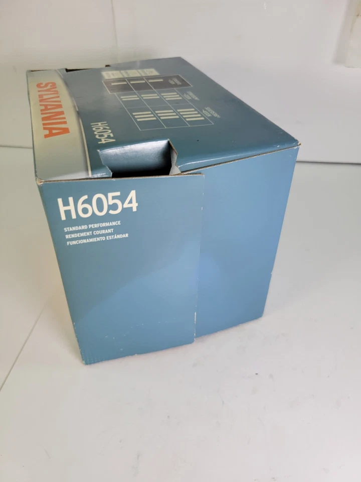 Sylvania H6054 HEADLIGHT BULB LIGHT NEW IN BOX OLD STOCK  - Image 4 of 4