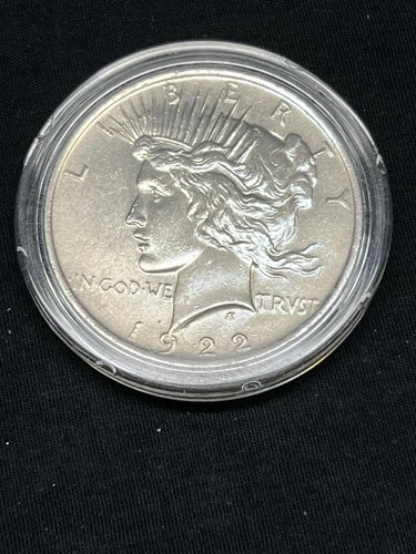 1922-P Peace Silver Dollar. .999 Fine Silver VF-AU Condition. Must Have. Rare