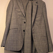 Men’s Grey Check Suit Set with Notch Lapel Jacket & Trousers