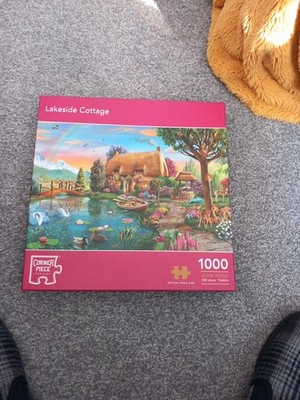 Eckteil ''Lakeside Cottage'' 1000-teiliges Puzzle.