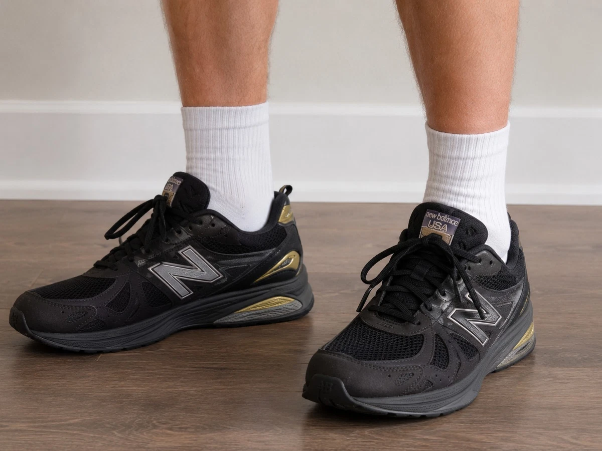 New Balance 1540v1 Motion Control Low Black for Sale  display picture 3