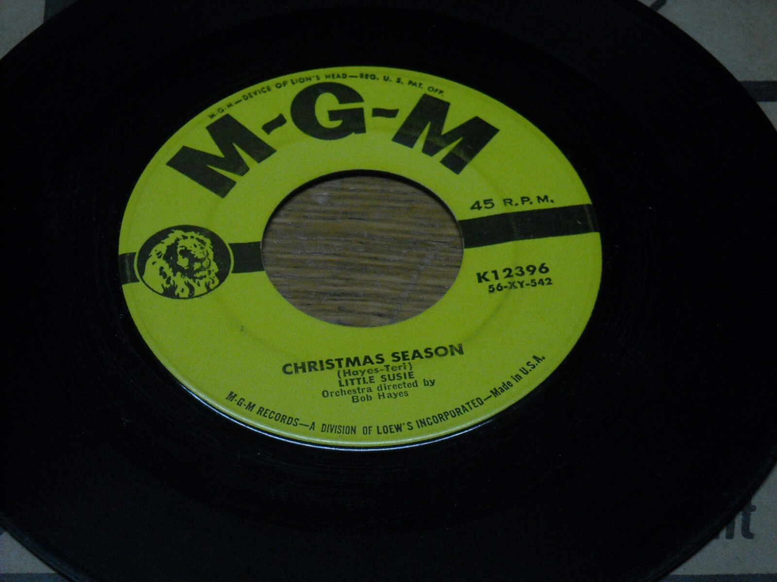 CHRISTMAS 45, LITTLE SUSIE. WHO PUT GUM IN SANTA'S WHISKERS / XMAS SEASON.