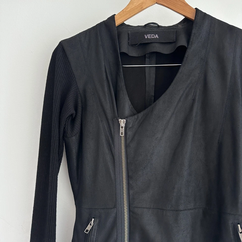 Veda кожаная куртка женщин XS черный мотоциклиста асимметричный молнии вязаный рукав острый - Изображение 3 из 4