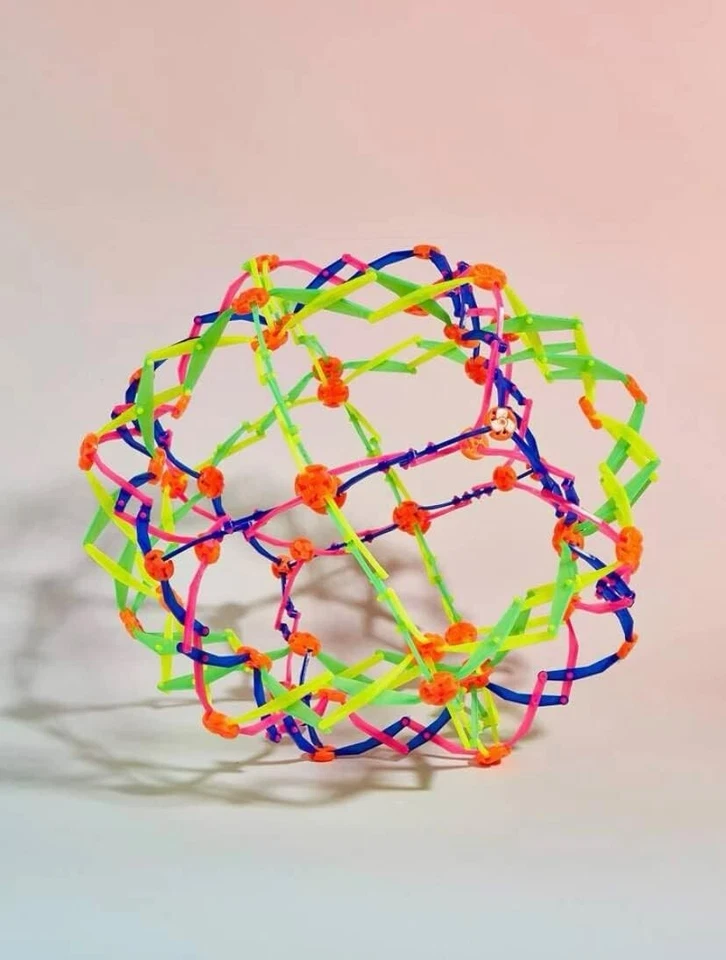 1pc Expendable Chasing Colorful pet Ball Toy for Cats and Dogs - Image 2 of 3