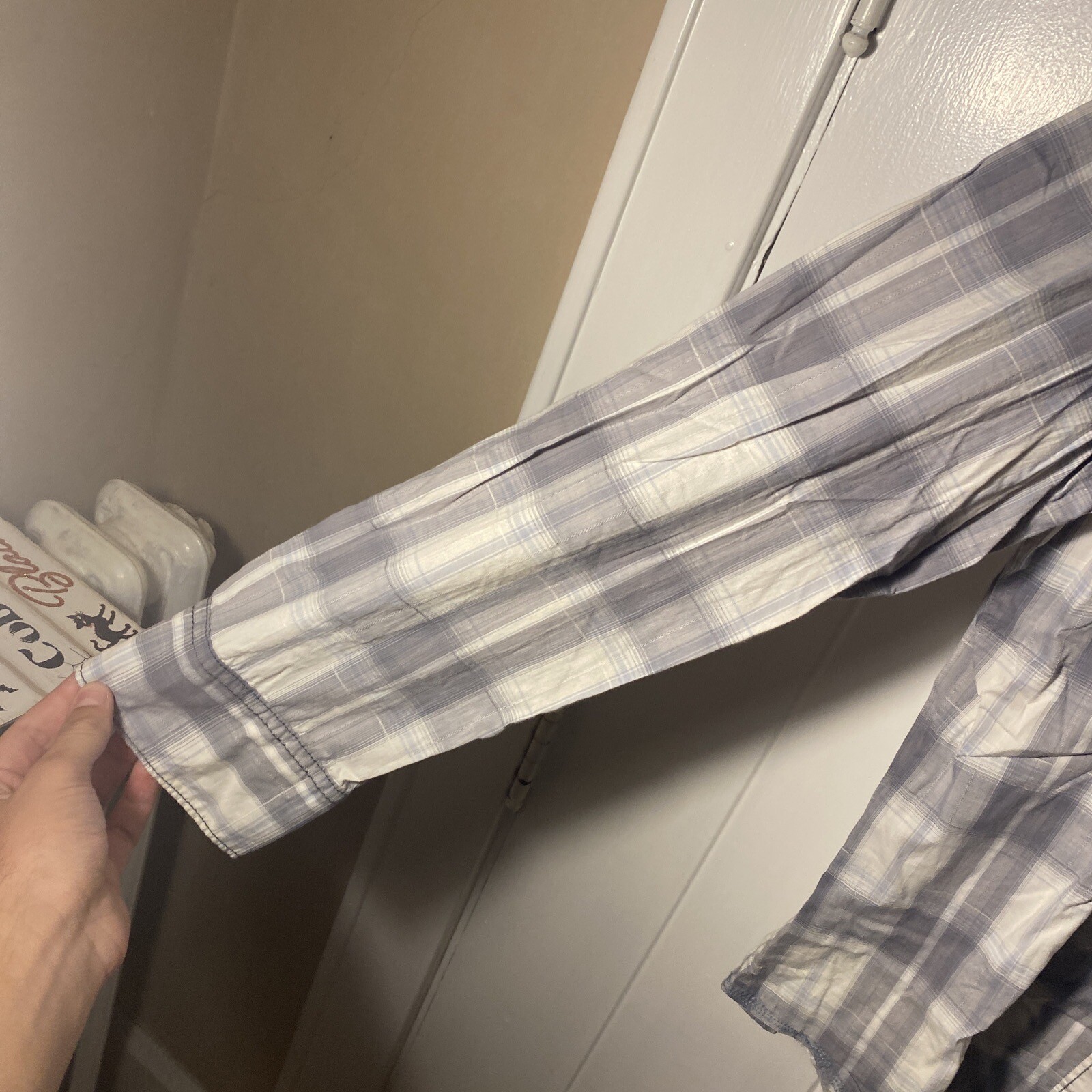 (1) Trendy Gray Patterned BKE Button Down Flannel… - image 3