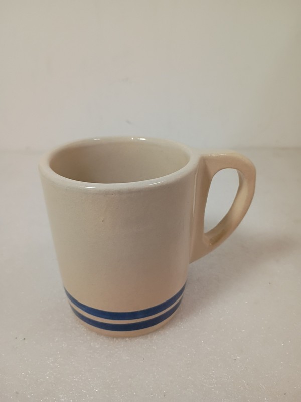 ROSEVILLE POTTERY COFFEE MUG CREAM COLOR WITH BLUE STRIPES VERY GOOD CONDITION 