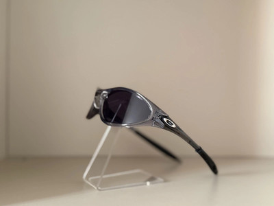 Vintage Oakley Minute Gen1 1.0 Sunglasses Clear Gray Frame Sport Lightweight USA