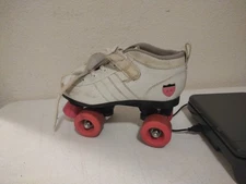 Roller Skates Zone I-25 Girl SZ 3 White W/Pink Wheels-Toe Stops Quad Hook Loop.B
