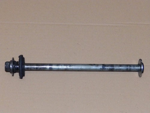 YAMAHA TDM 850 4TX 1997 STECKACHSE HINTEN HINTERRADACHSE  REAR WHEEL AXLE