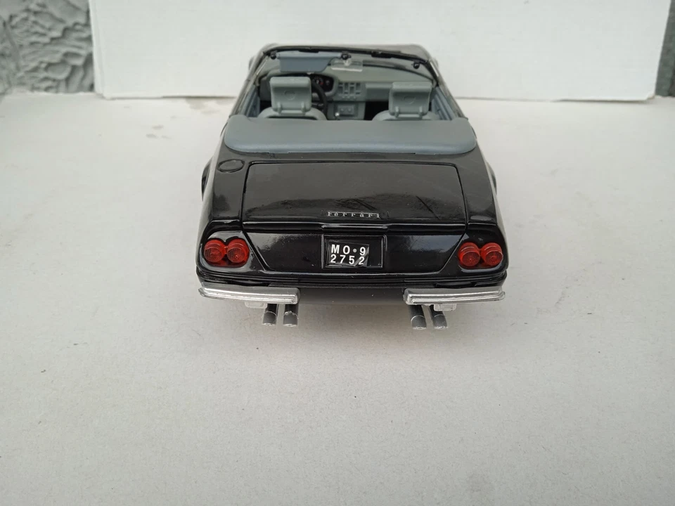 FERRARI 365 GTS/4 DAYTONA 1969 NERO SCALE 1/18° - Immagine 4 di 4