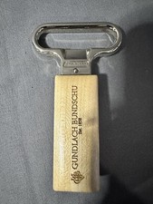 GUNDLACH BUNDSCHU EST. 1938 WINE OPENER / ITALY WOOD BLOCK