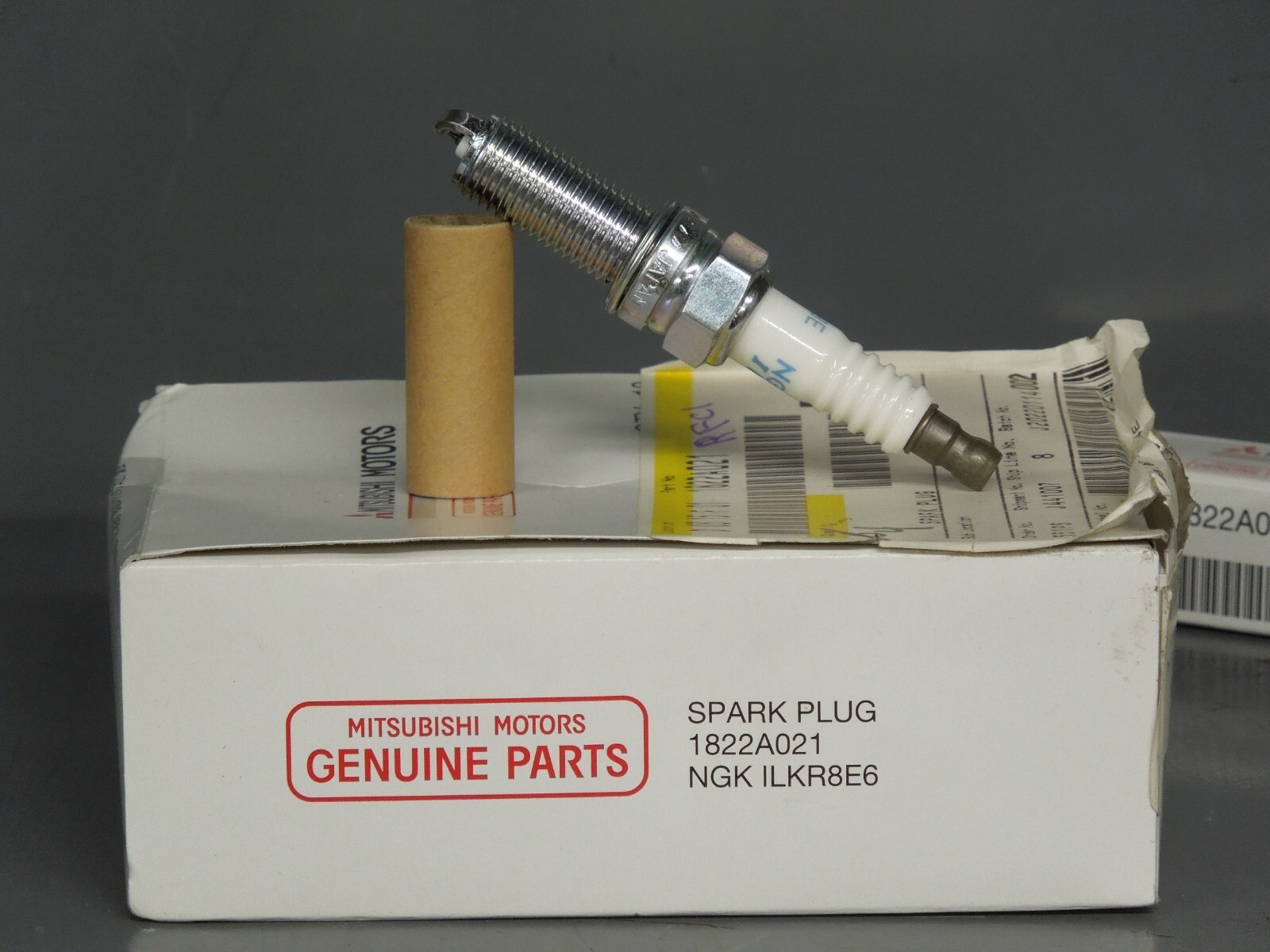 Mitsubishi Spark Plug 1822A021