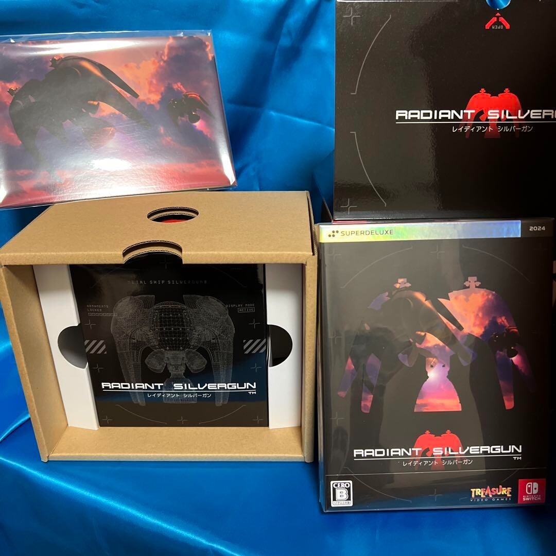 Radiant Silvergun Collector's BOX Nintendo Switch