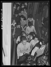 Washington D.C. Woodrow Wilson High School Students Passing to Class 1943