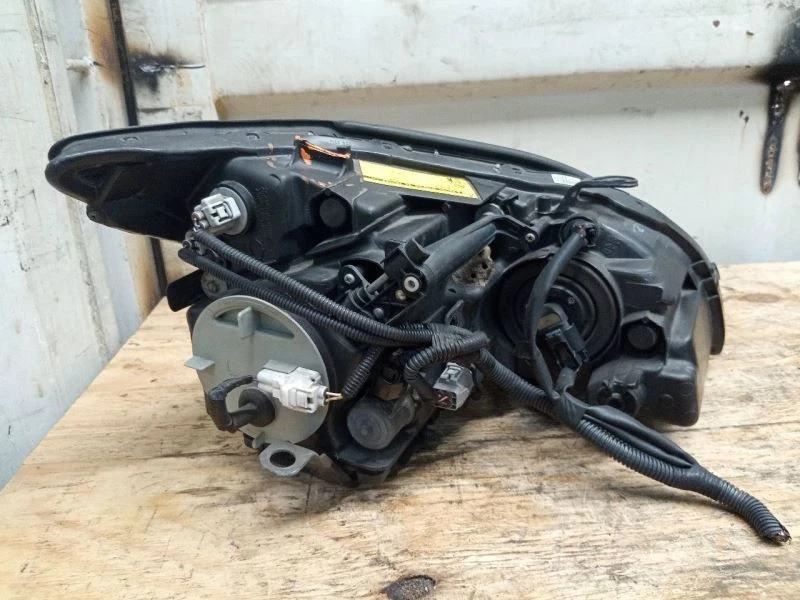 Driver Headlight Xenon HID Adaptive Headlamps Fits 07-09 LEXUS RX350 217554 - Image 2 of 4