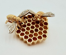 Vintage BOUCHER Rhinestone Bee Hive Honeycomb Brooch 9160P