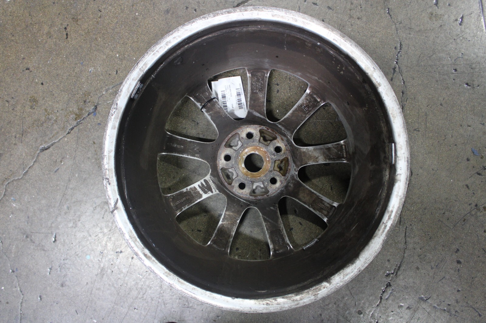 Maserati Quattroporte, Rear Wheel, Curb Rash, Used, P/N 82380806