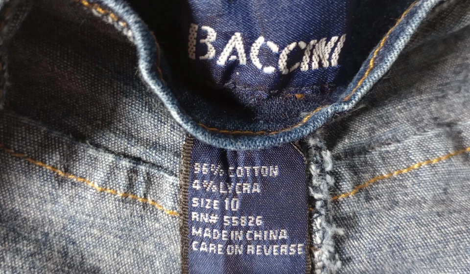 Pantalones de mezclilla para mujer Baccini talla 10 azul dobladillo crudo bigotes con cordones vaquero pierna recta Foto 3 de 4