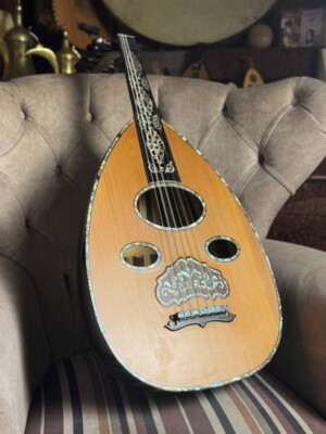  HIGH QUALTY OUD MADE BY ZERYAB IRAQI STYLE WITH OUT PUT AUDIO OUD INSTRUMENT 