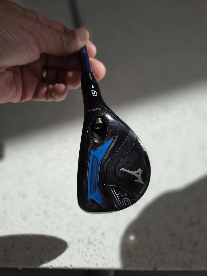 Mizuno ST-Z 230 19 degree RH 4 hybrid  Momiya 75 F4 stiff shaft - Image 2 of 4