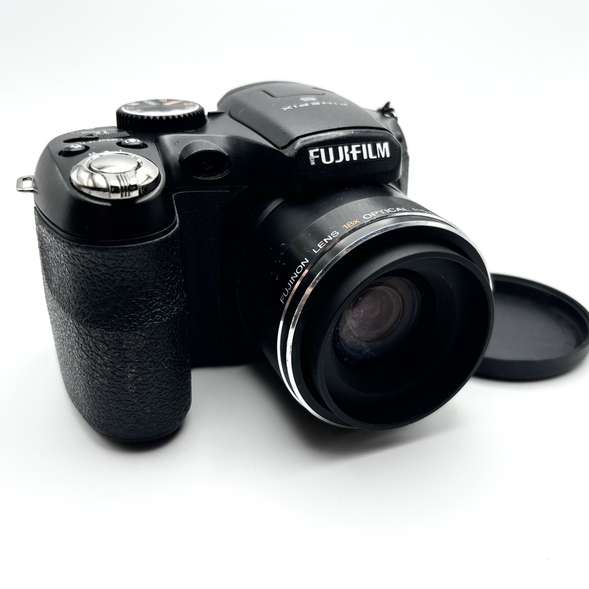 18x Optical Zoom Fujifilm Finepix S1800 Review FujiFilm FinePix