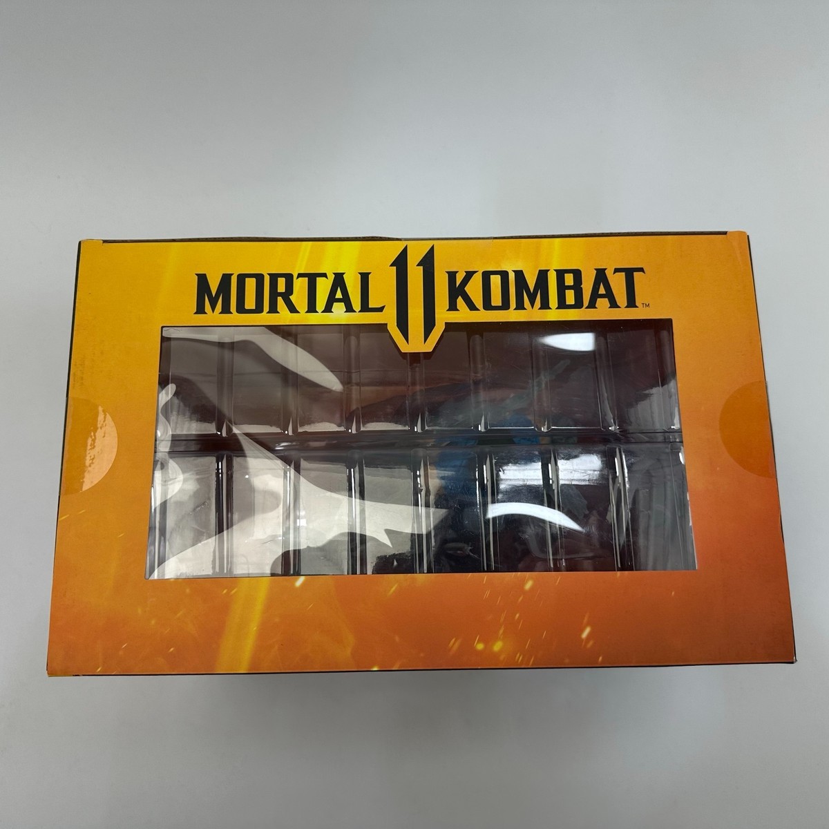 Diamond Select Toys Gallery Diorama Mortal Kombat 11 Sub-Zero 9