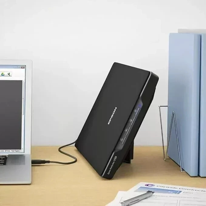 Epson Perfection V39 Color Photo and Document Scanner - Image 2 of 4