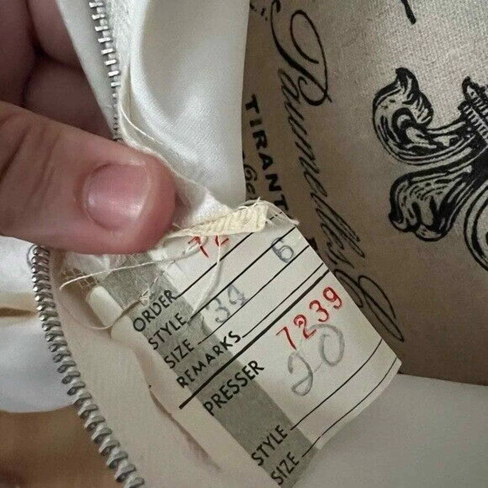 Vestido de novia vintage 1975 blanco virgen con detalle de cuentas de encaje bordado Foto 4 de 4