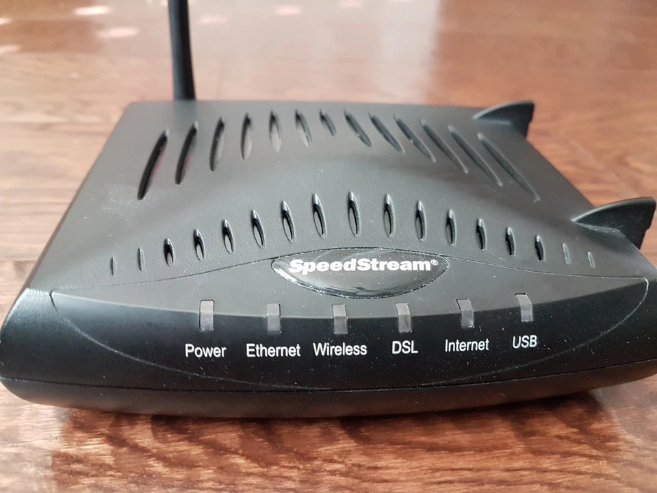 SpeedStream 6520 Wireless Residential Gateway Compact ADSL with USB 060-N651-A08 - Image 2 of 4