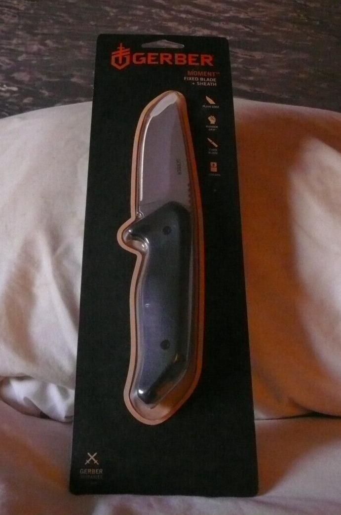 Gerber Stainless Steel Fixed Blade Knife with Sheath