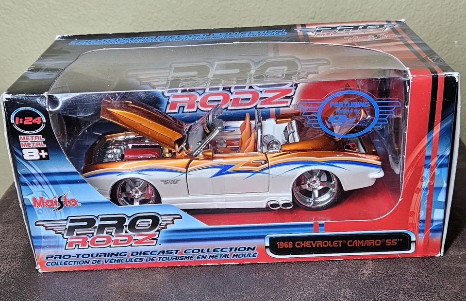 Chevrolet Camaro SS 1968 Maisto Pro Rodz 1:24 blanco perla/naranja Foto 2 de 4