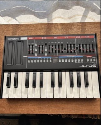 Roland JU-06 Boutique Synthesizer with K-25M Keyboard | eBay