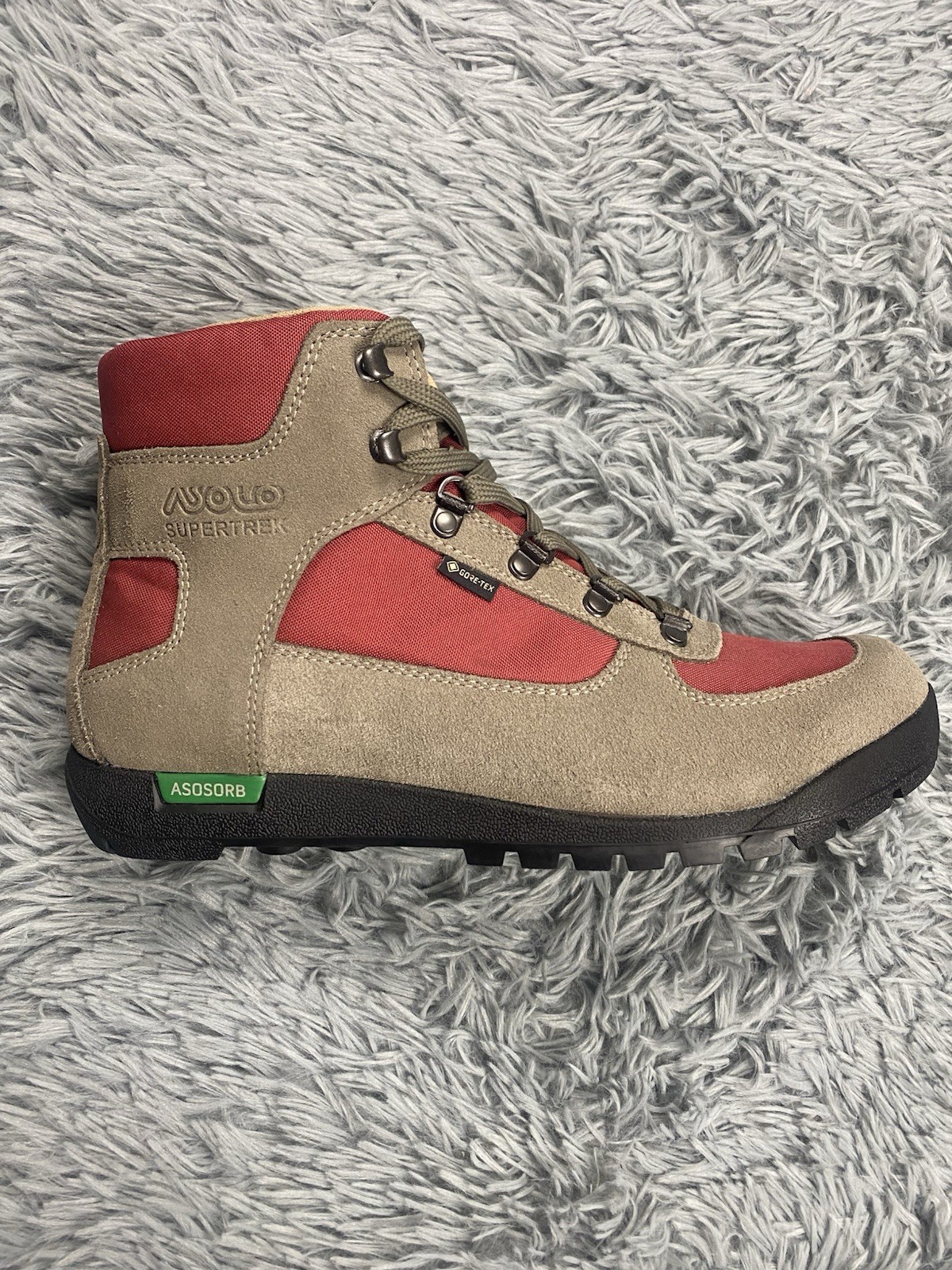S 10.5 Black Cherry Gore-tex Suede Leather