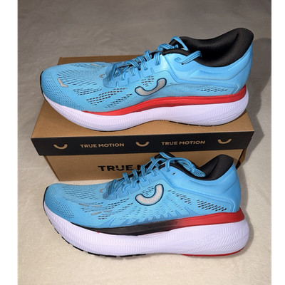 True Motion U-Tech Aion 3 Running Shoes Men s 8.5 Blue Red Athletic NIB